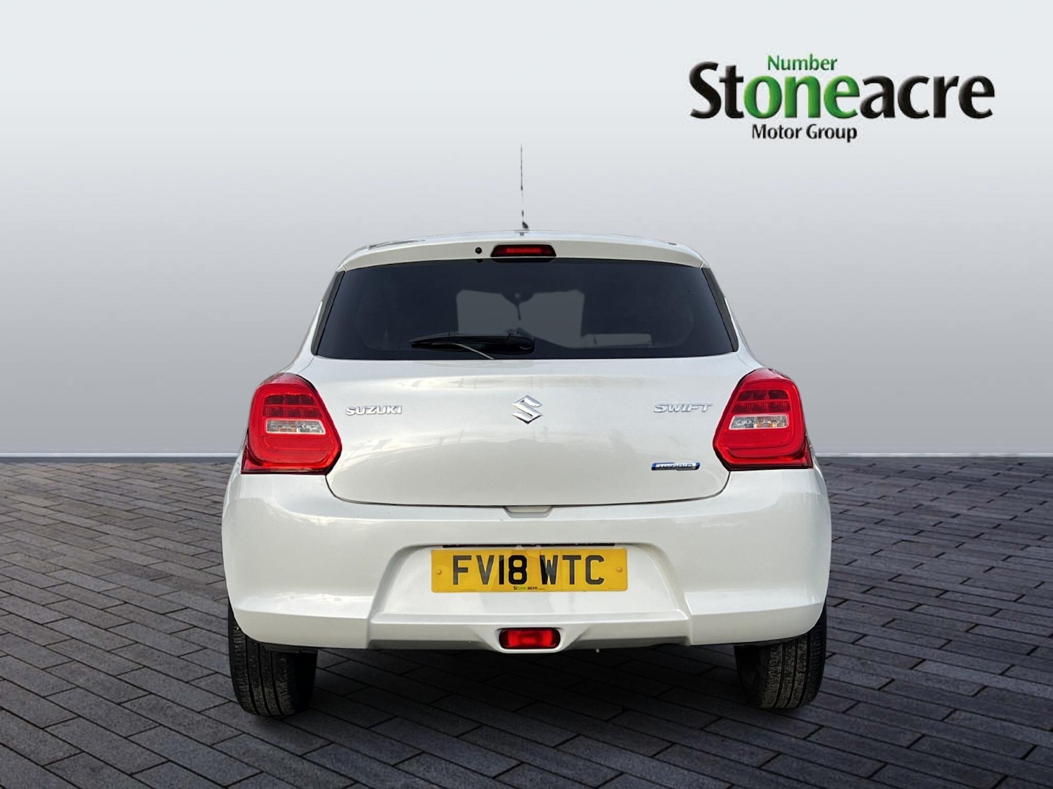 Used Suzuki Swift 2018 for sale - 76715244: Photo 6