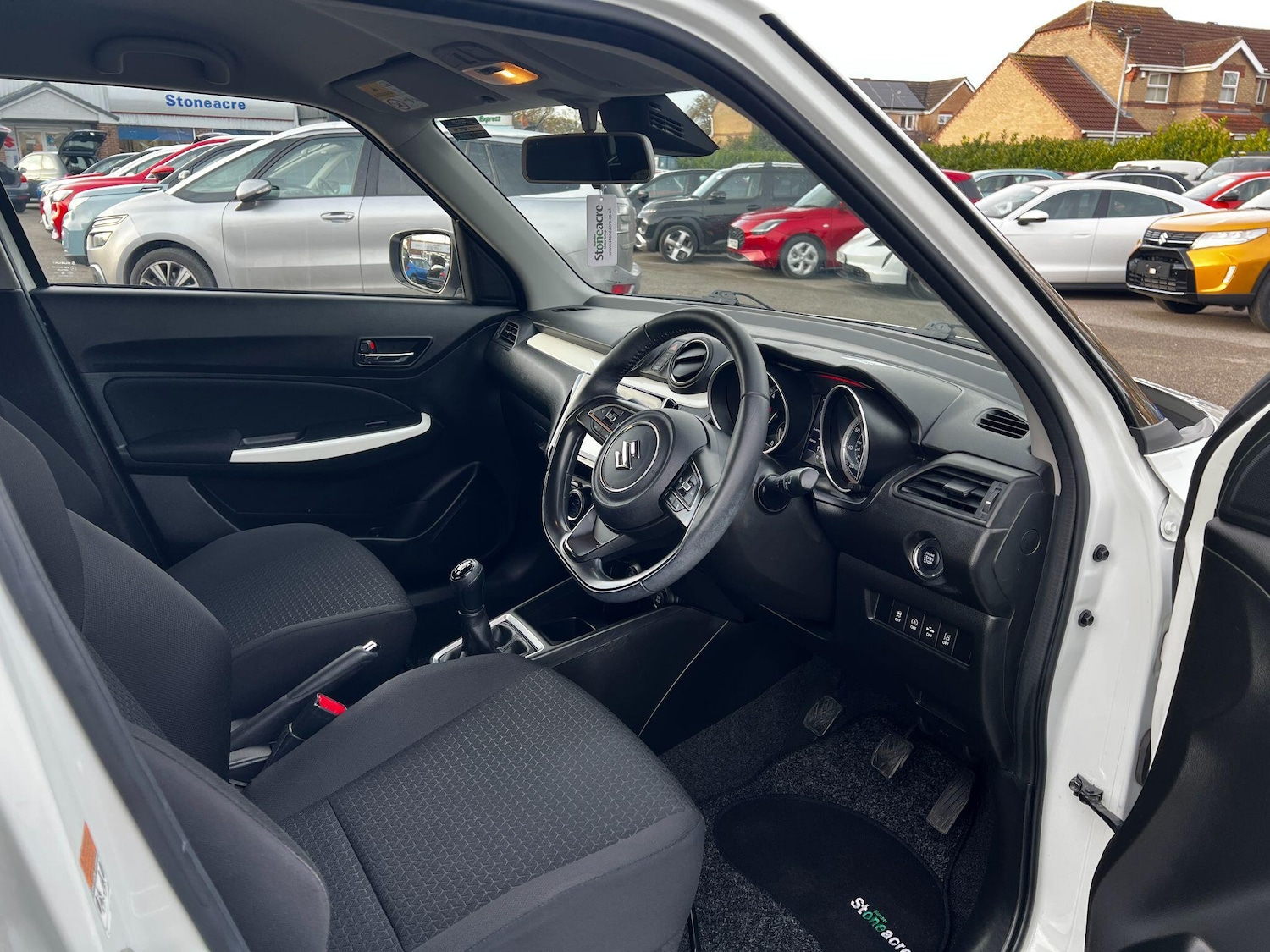 Used Suzuki Swift 2018 for sale - 76715244: Photo 9