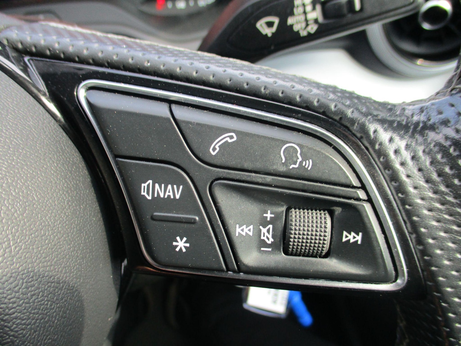 Used Audi Q2 2021 for sale - 76561950: Photo 18