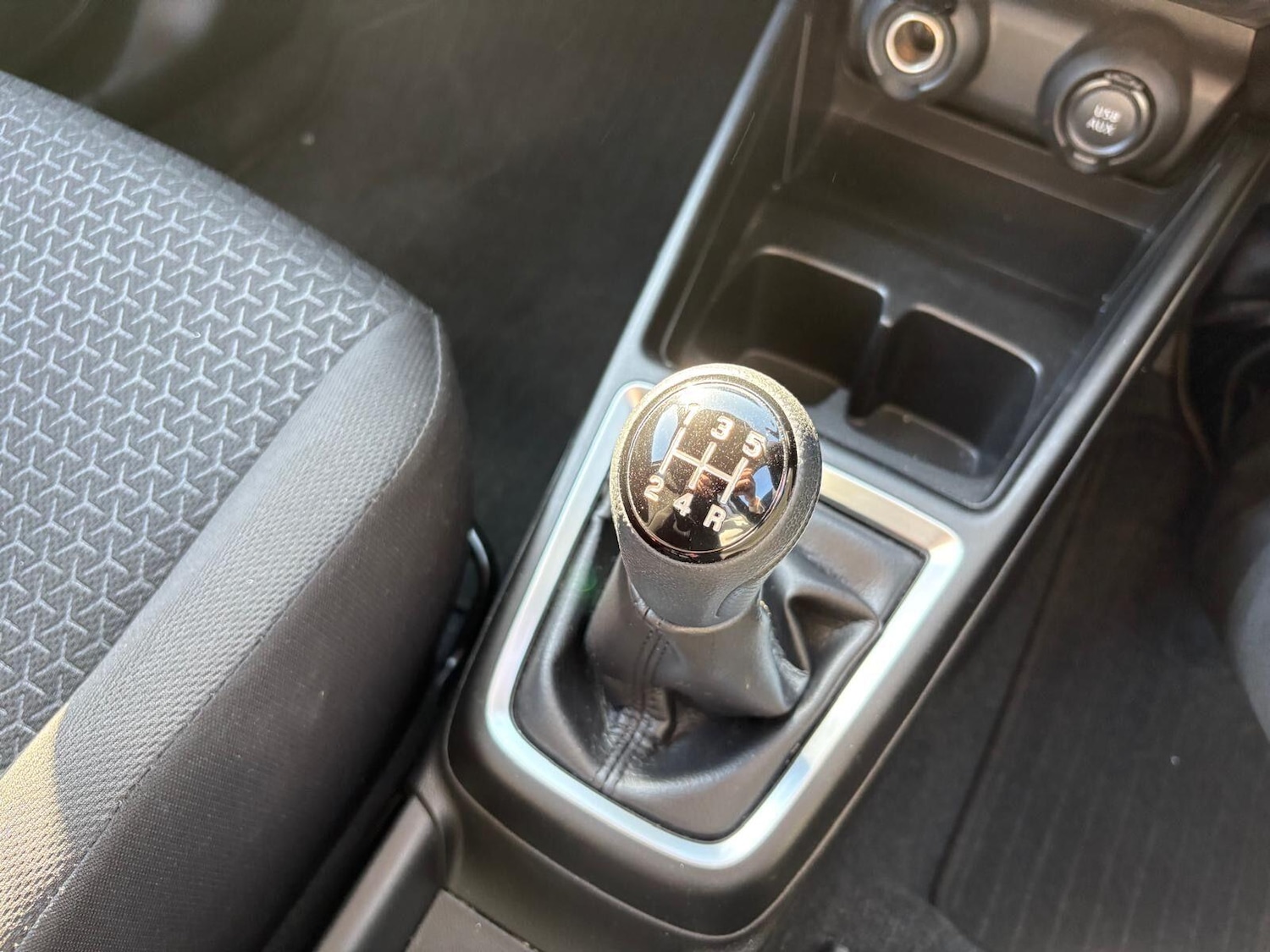 Used Suzuki Swift 2023 for sale - 77939384: Photo 10