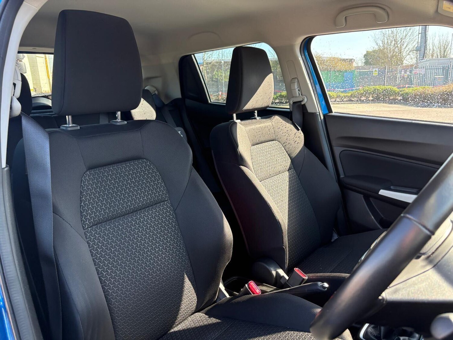 Used Suzuki Swift 2023 for sale - 77939384: Photo 12