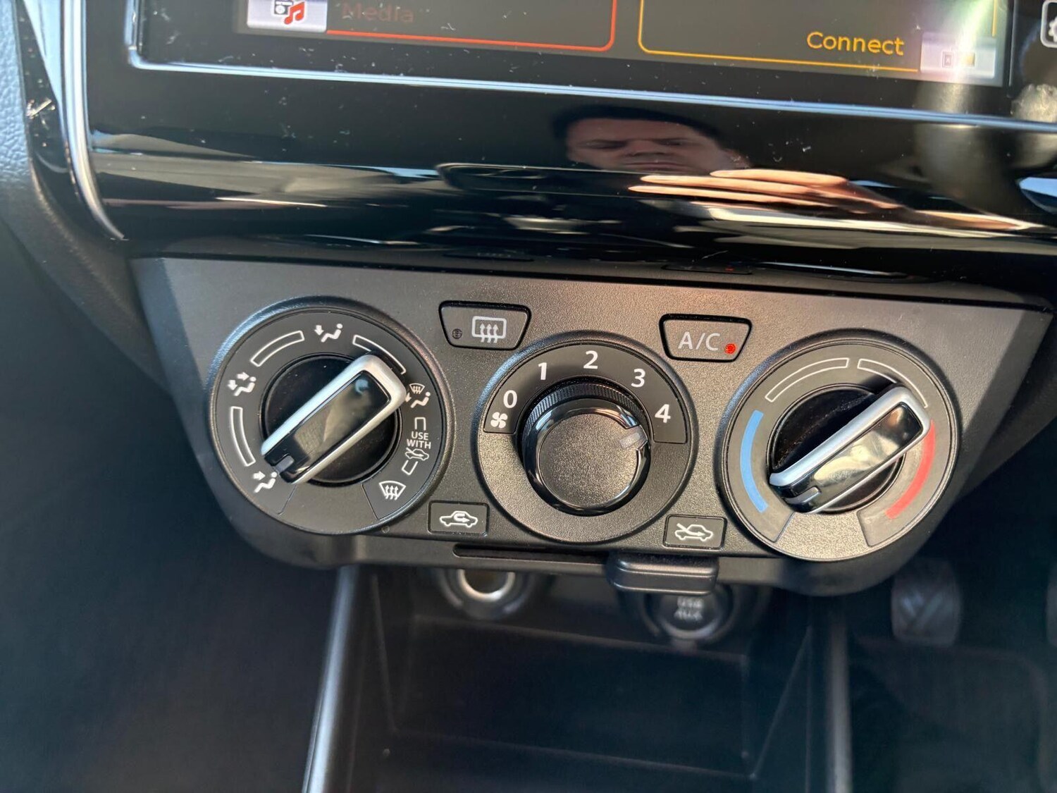 Used Suzuki Swift 2023 for sale - 77939384: Photo 18