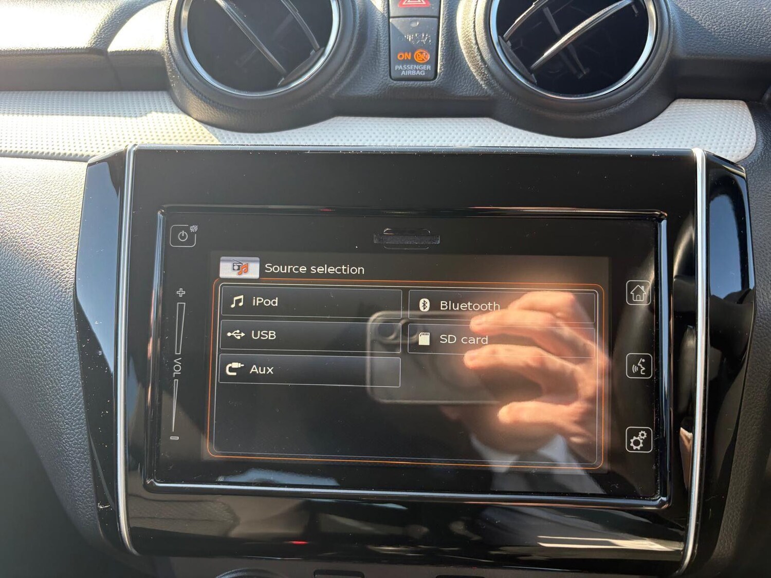 Used Suzuki Swift 2023 for sale - 77939384: Photo 36