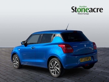 Used Suzuki Swift 2023 for sale - 77939384: Photo