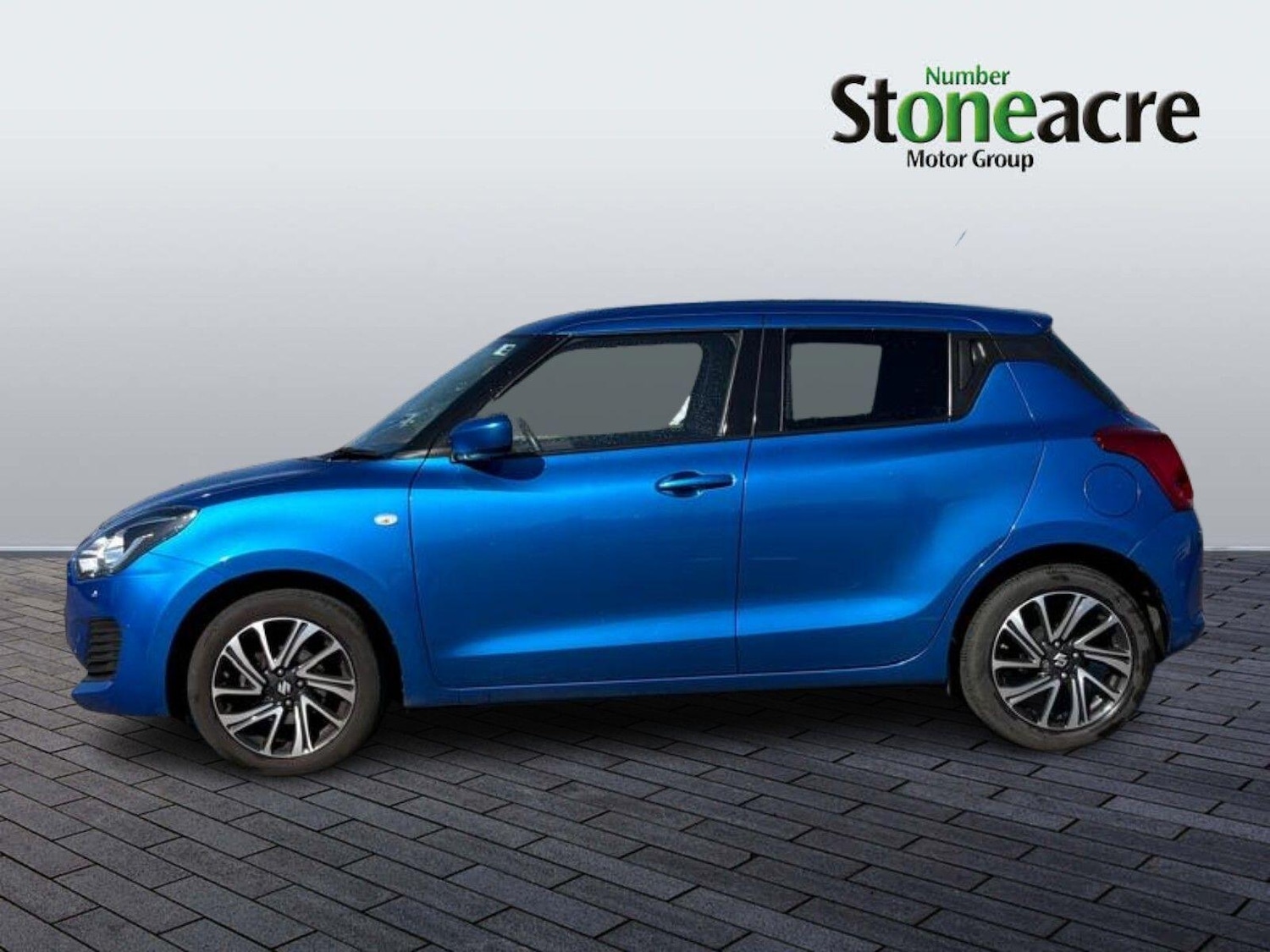 Used Suzuki Swift 2023 for sale - 77939384: Photo 5