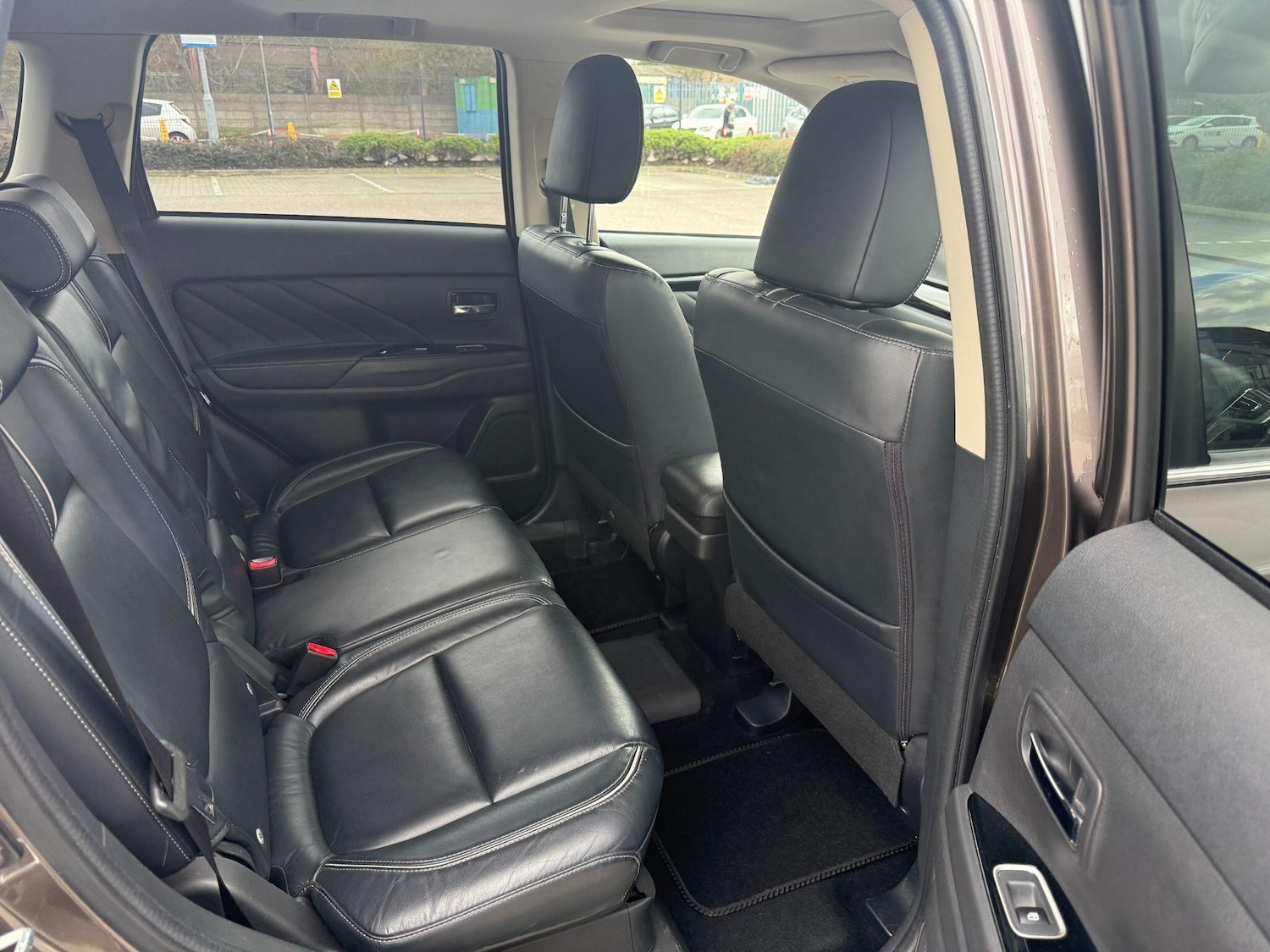 Used Mitsubishi Outlander 2016 for sale - 77958332: Photo 18