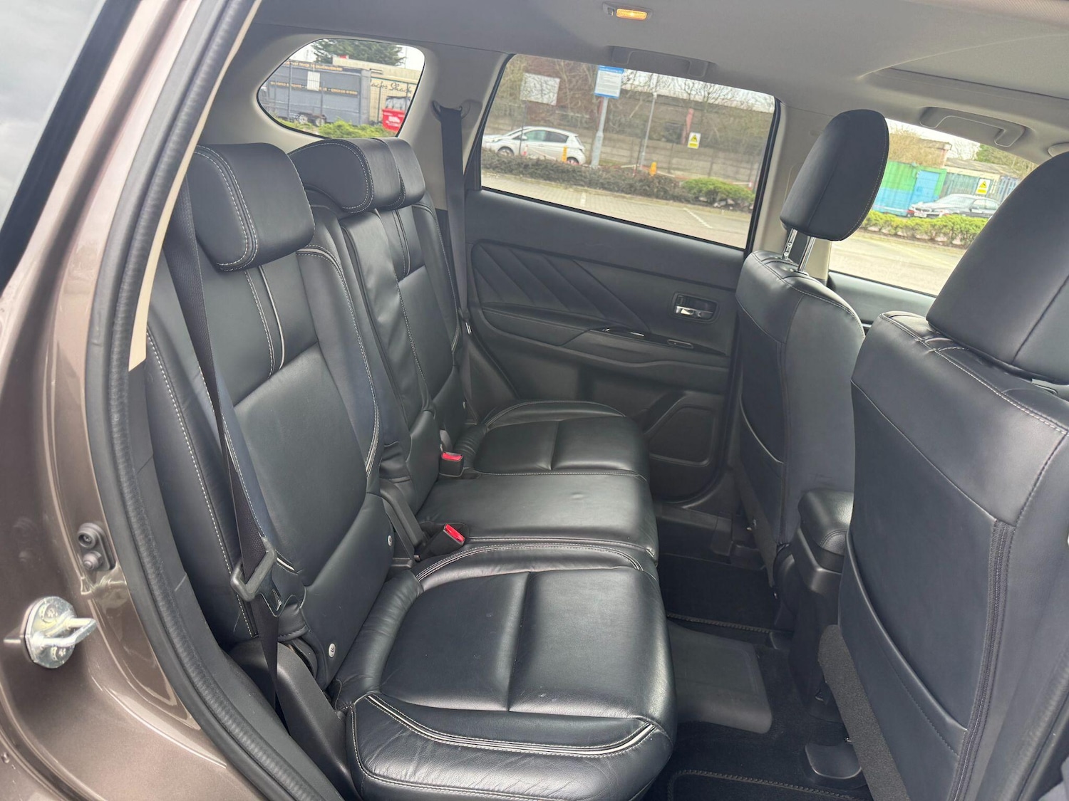 Used Mitsubishi Outlander 2016 for sale - 77958332: Photo 19