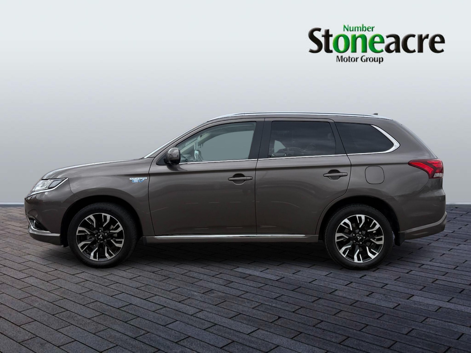 Used Mitsubishi Outlander 2016 for sale - 77958332: Photo 6