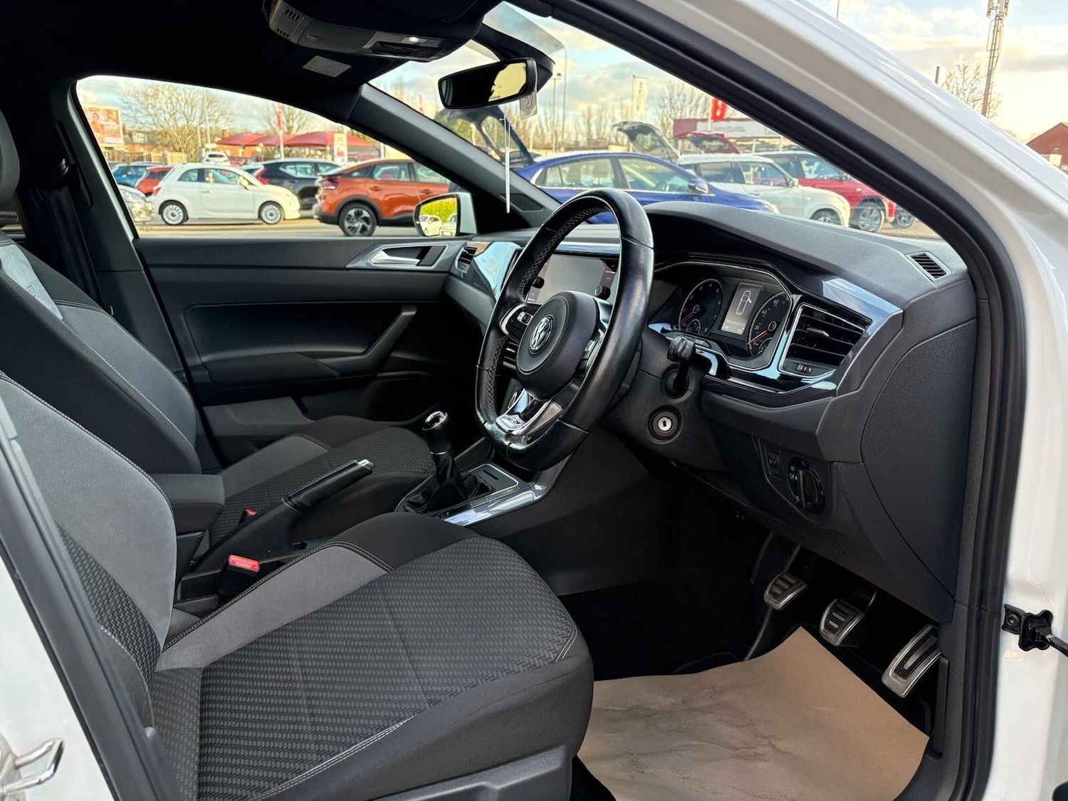 Used Volkswagen Polo 2020 for sale - 77267231: Photo 10