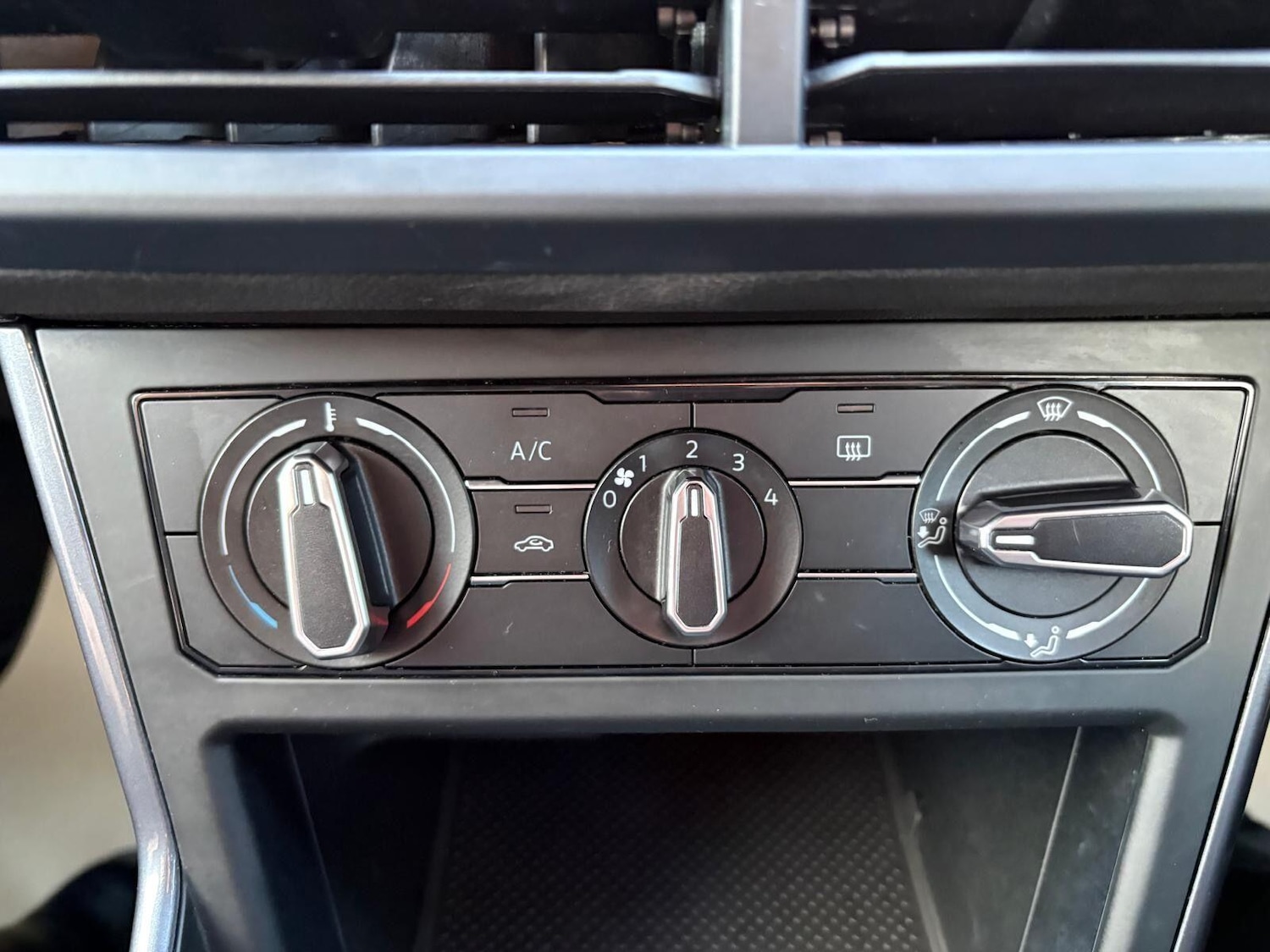 Used Volkswagen Polo 2020 for sale - 77267231: Photo 21