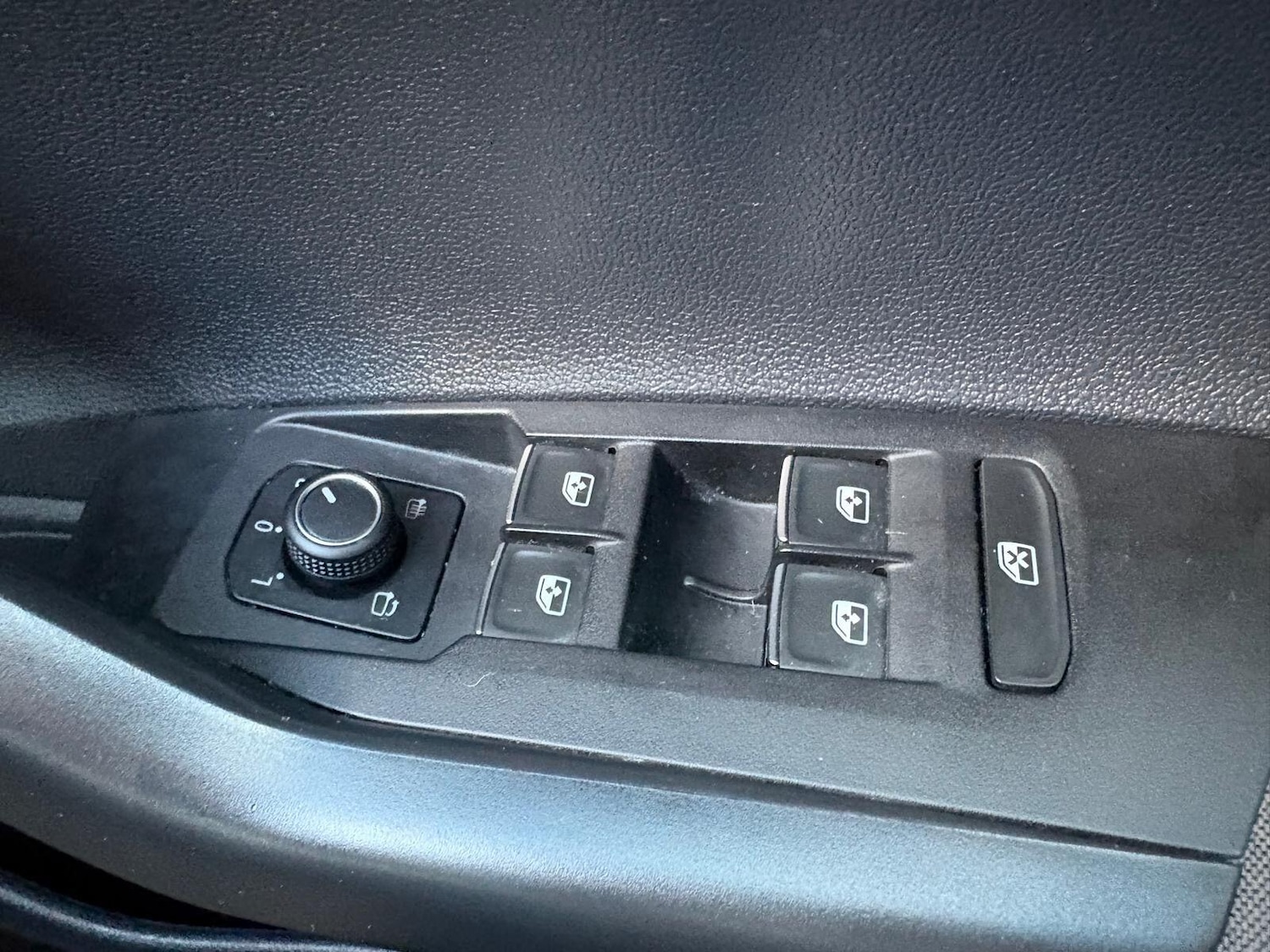 Used Volkswagen Polo 2020 for sale - 77267231: Photo 25