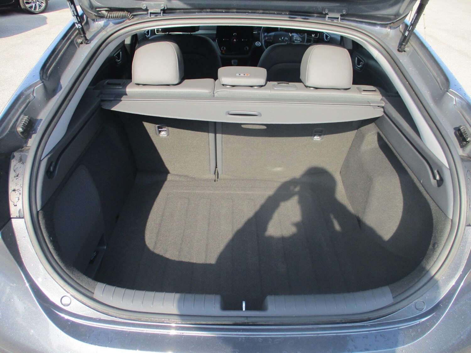 Vehicle 28