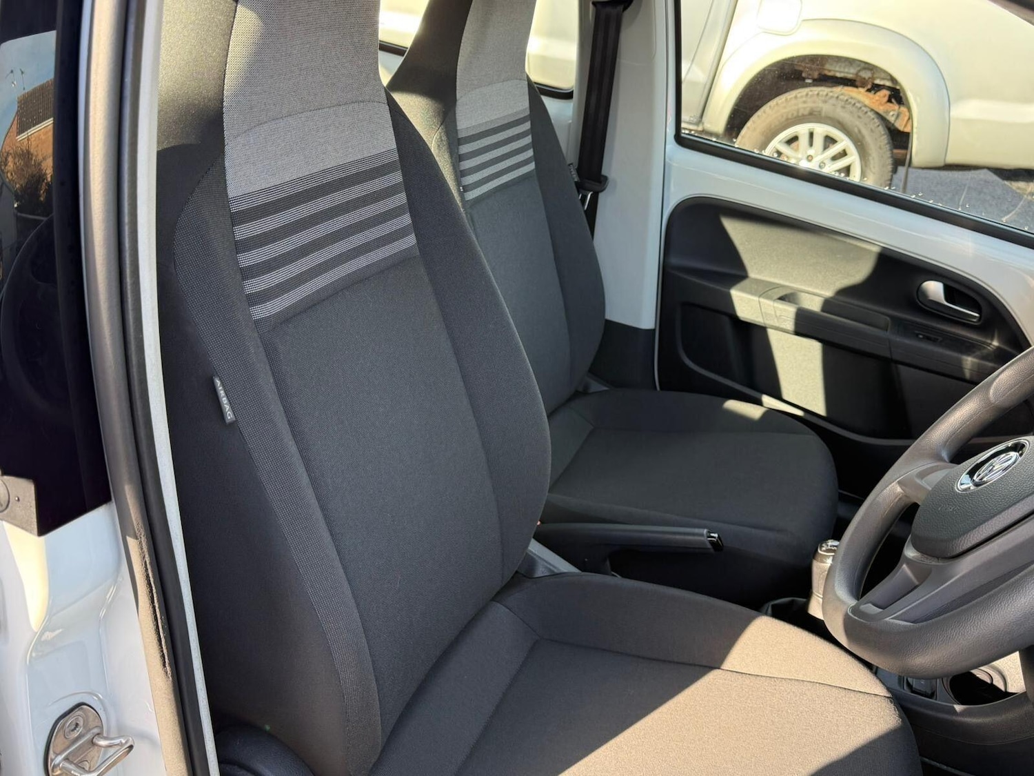 Used Volkswagen up! 2018 for sale - 76608217: Photo 12