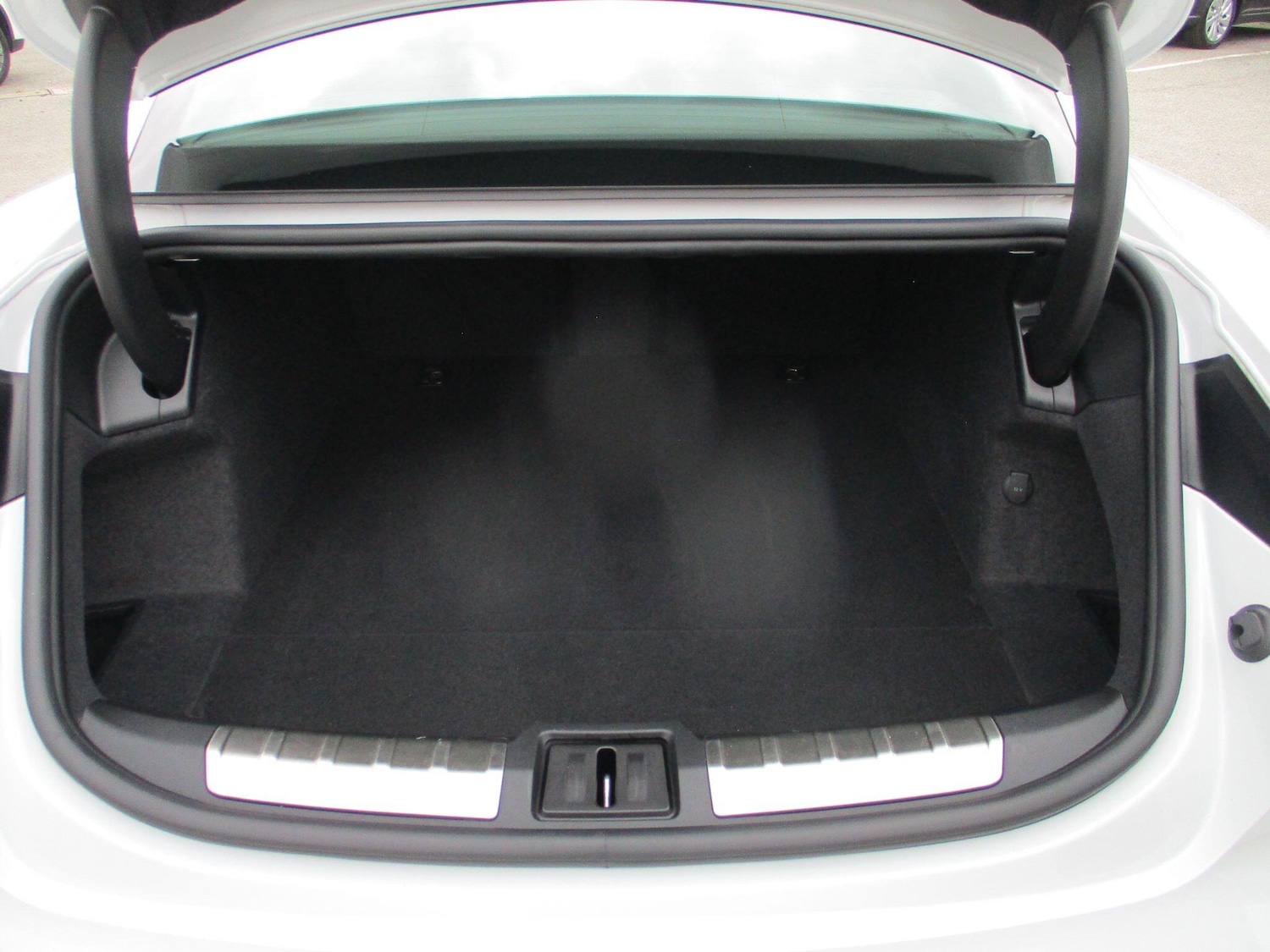 Used Porsche Taycan for sale - 76728945: Photo 16