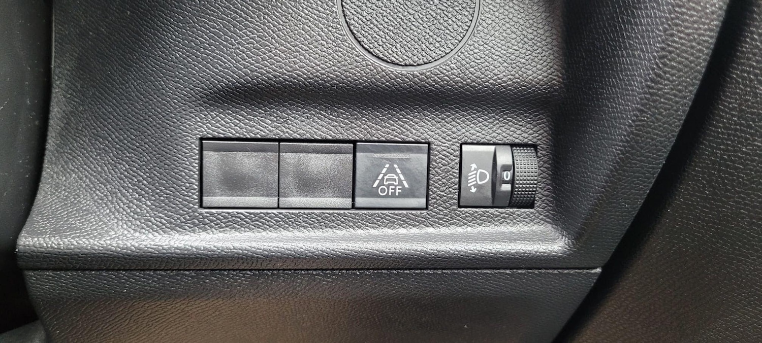 Used Citroen C4 2023 for sale - 76398352: Photo 16