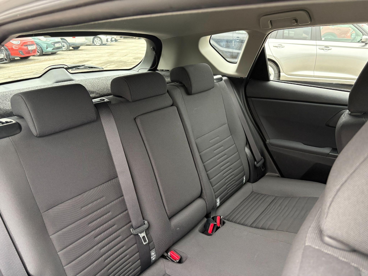 Used Toyota Auris 2017 for sale - 77091260: Photo 15