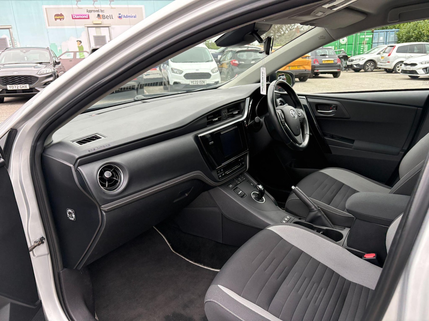 Used Toyota Auris 2017 for sale - 77091260: Photo 41