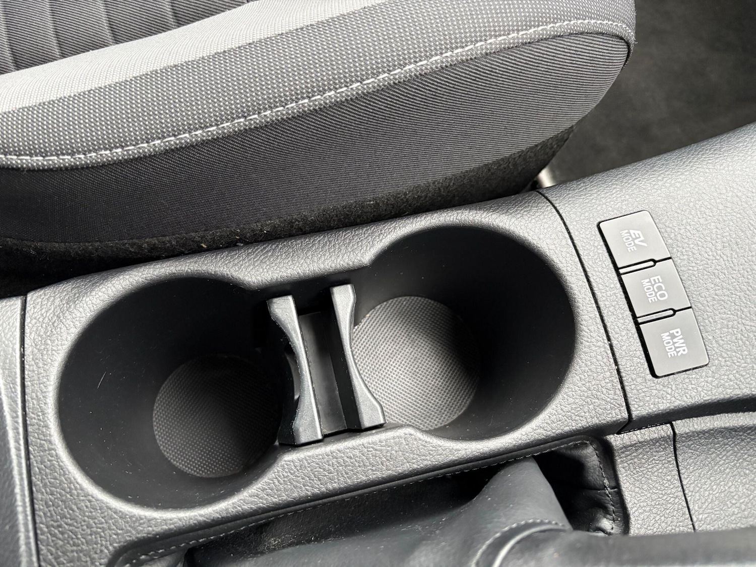 Used Toyota Auris 2017 for sale - 77091260: Photo 46