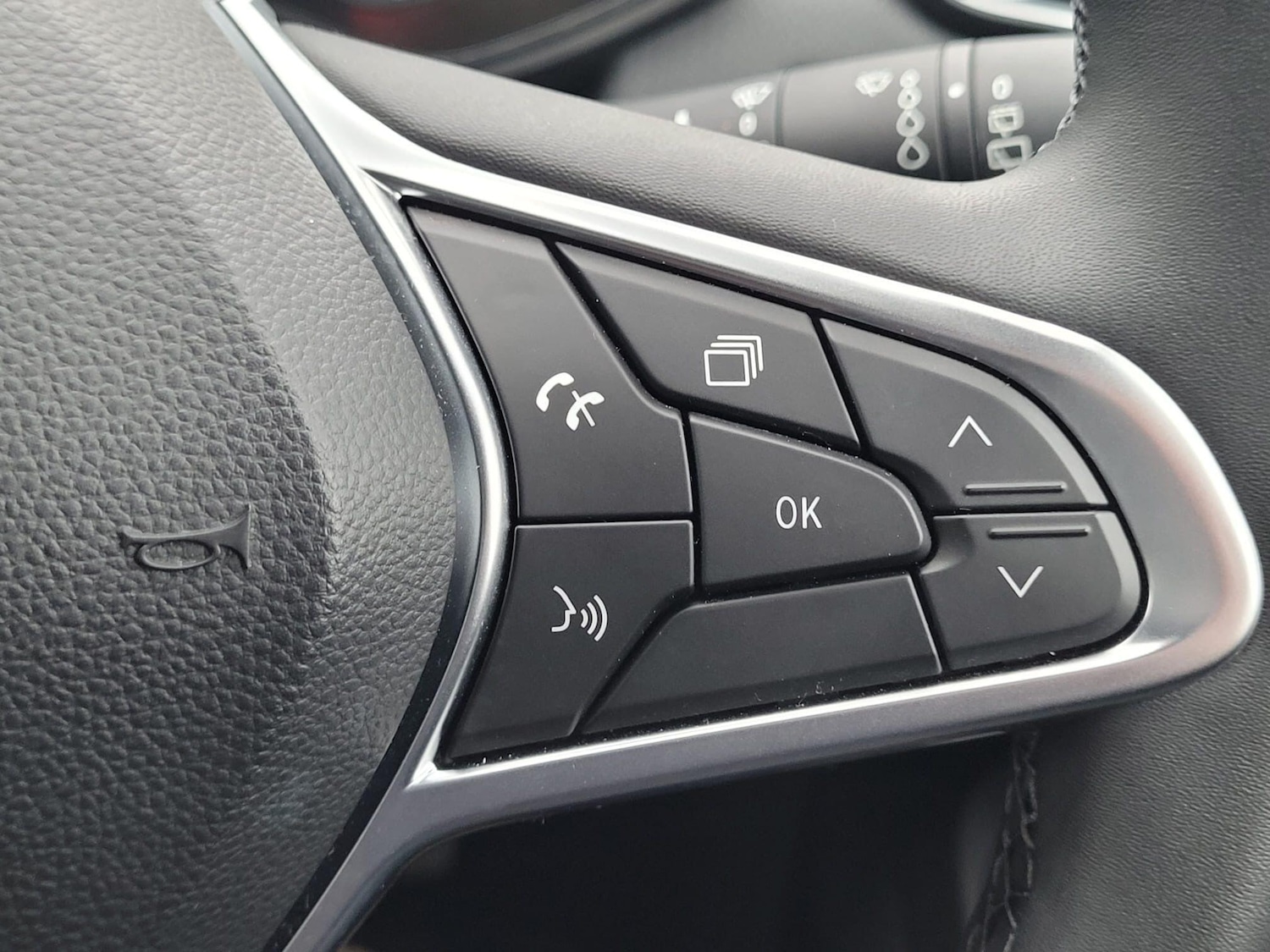 Used Renault Clio 2023 for sale - 77454733: Photo 19