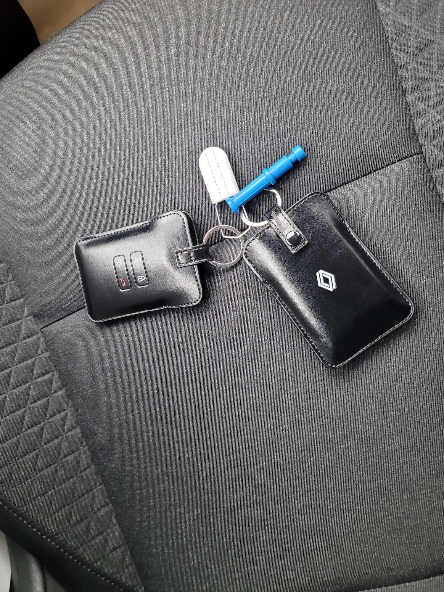 Used Renault Clio 2023 for sale - 77454733: Photo 30