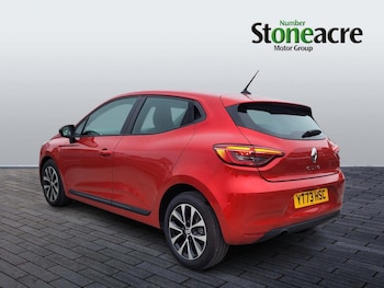 Used Renault Clio 2023 for sale - 77454733: Photo