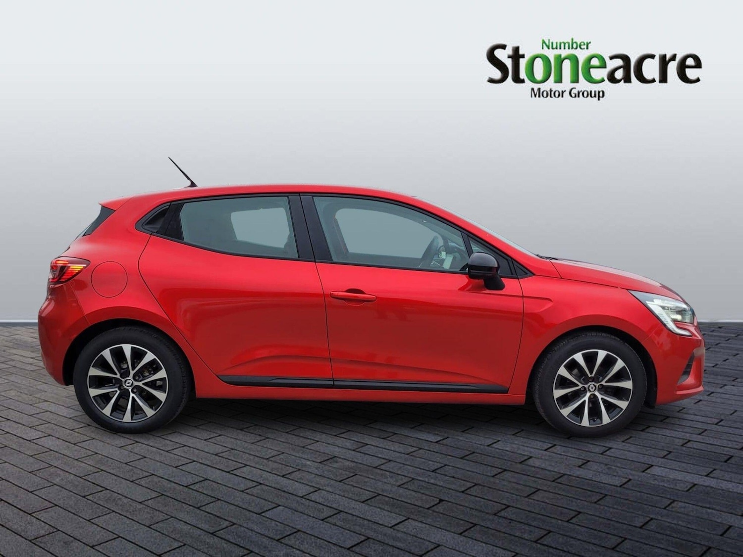 Used Renault Clio 2023 for sale - 77454733: Photo 7