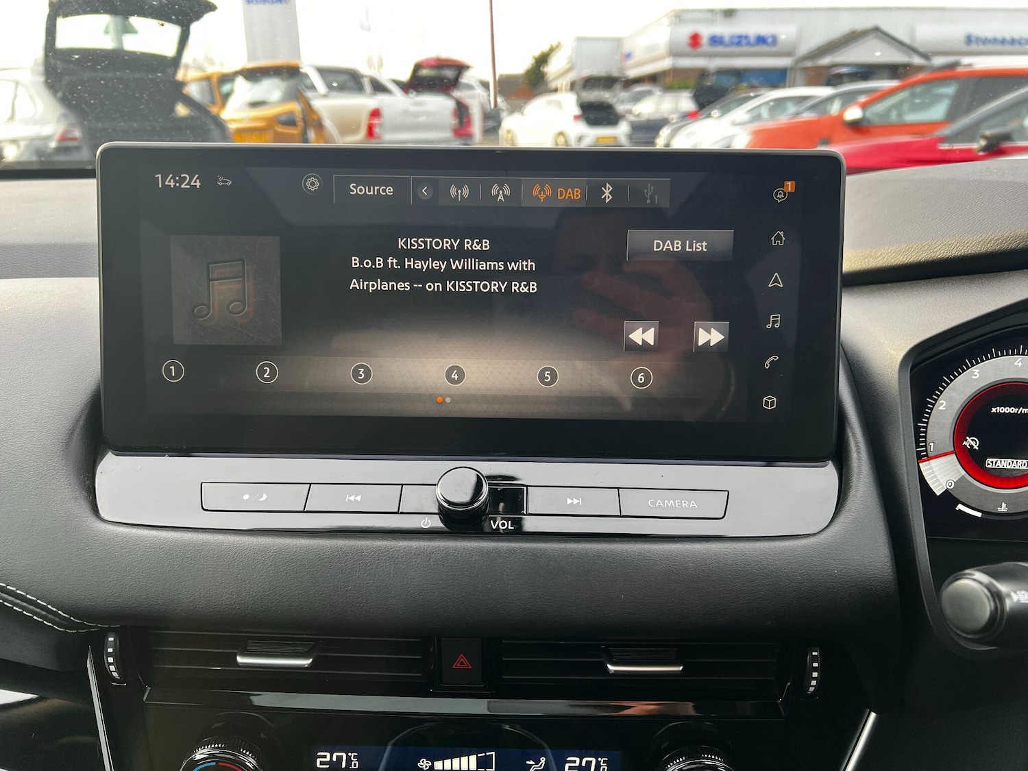 Used Nissan Qashqai for sale - 76728793: Photo 29