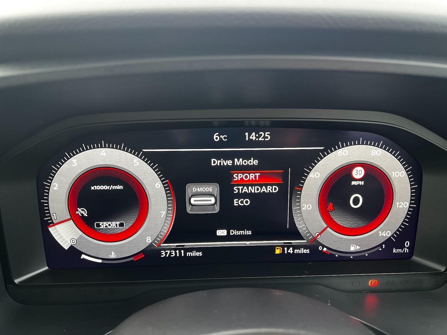 Used Nissan Qashqai for sale - 76728793: Photo 36