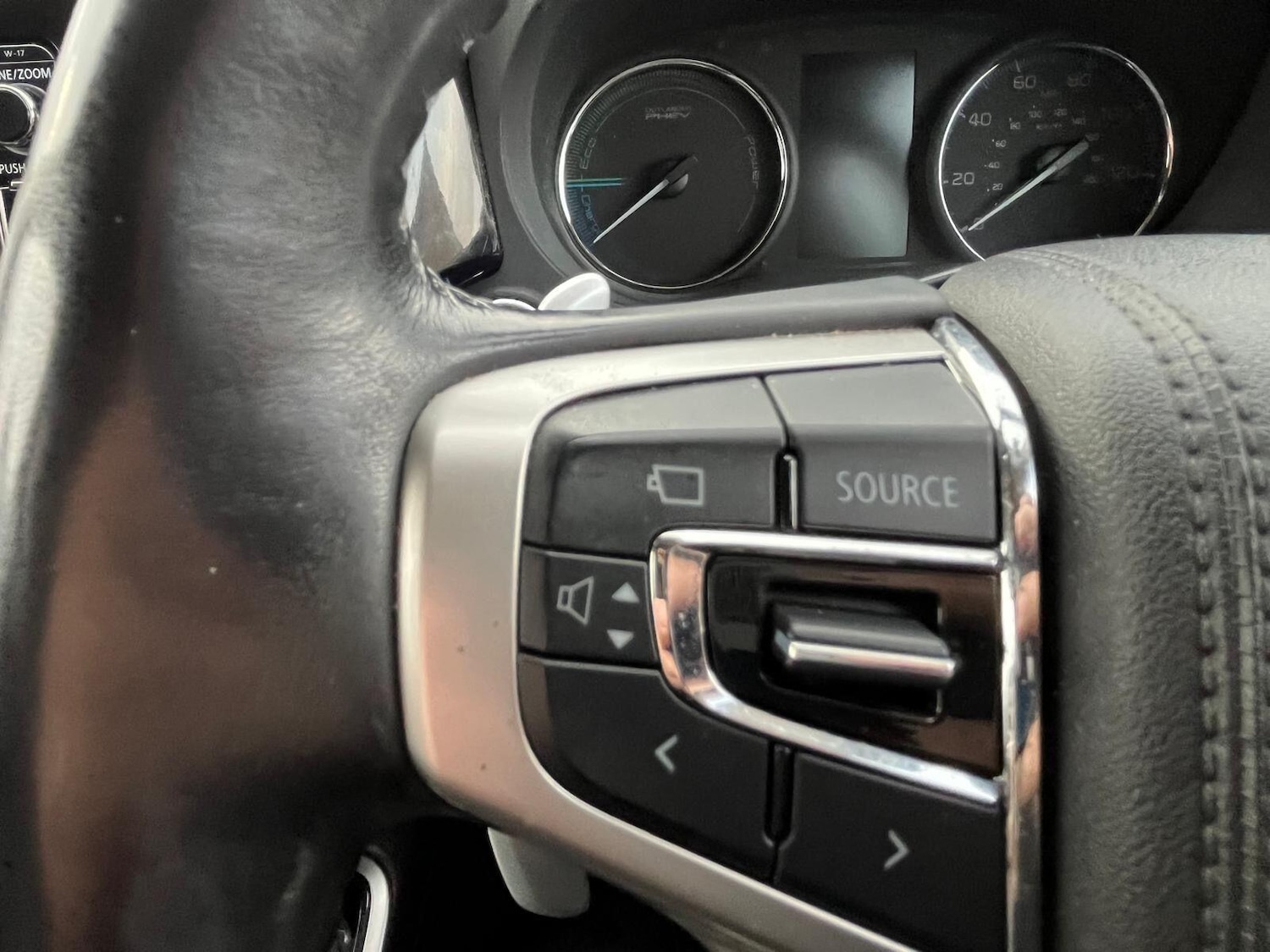 Used Mitsubishi Outlander 2017 for sale - 76512054: Photo 20