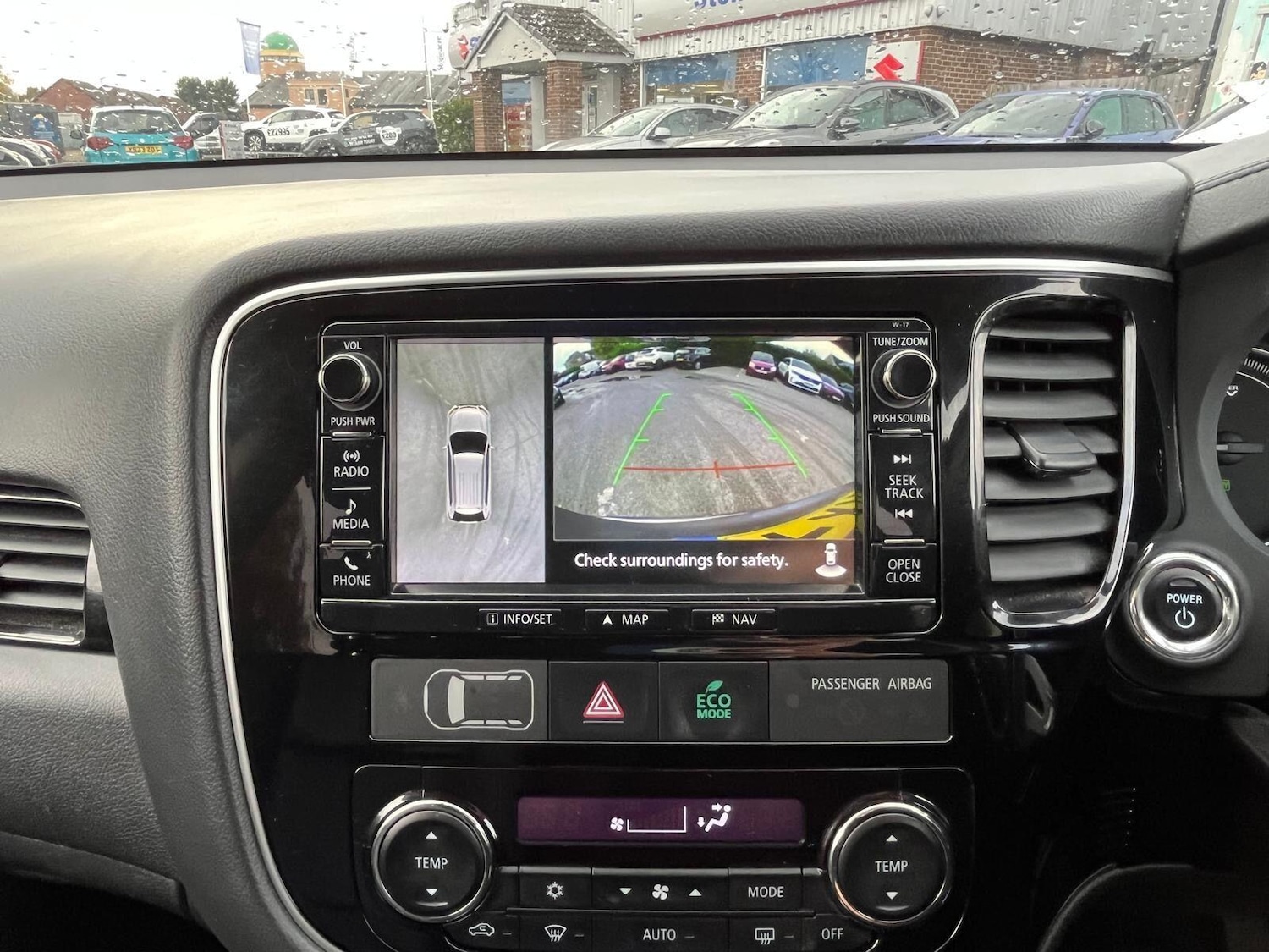 Used Mitsubishi Outlander 2017 for sale - 76512054: Photo 30