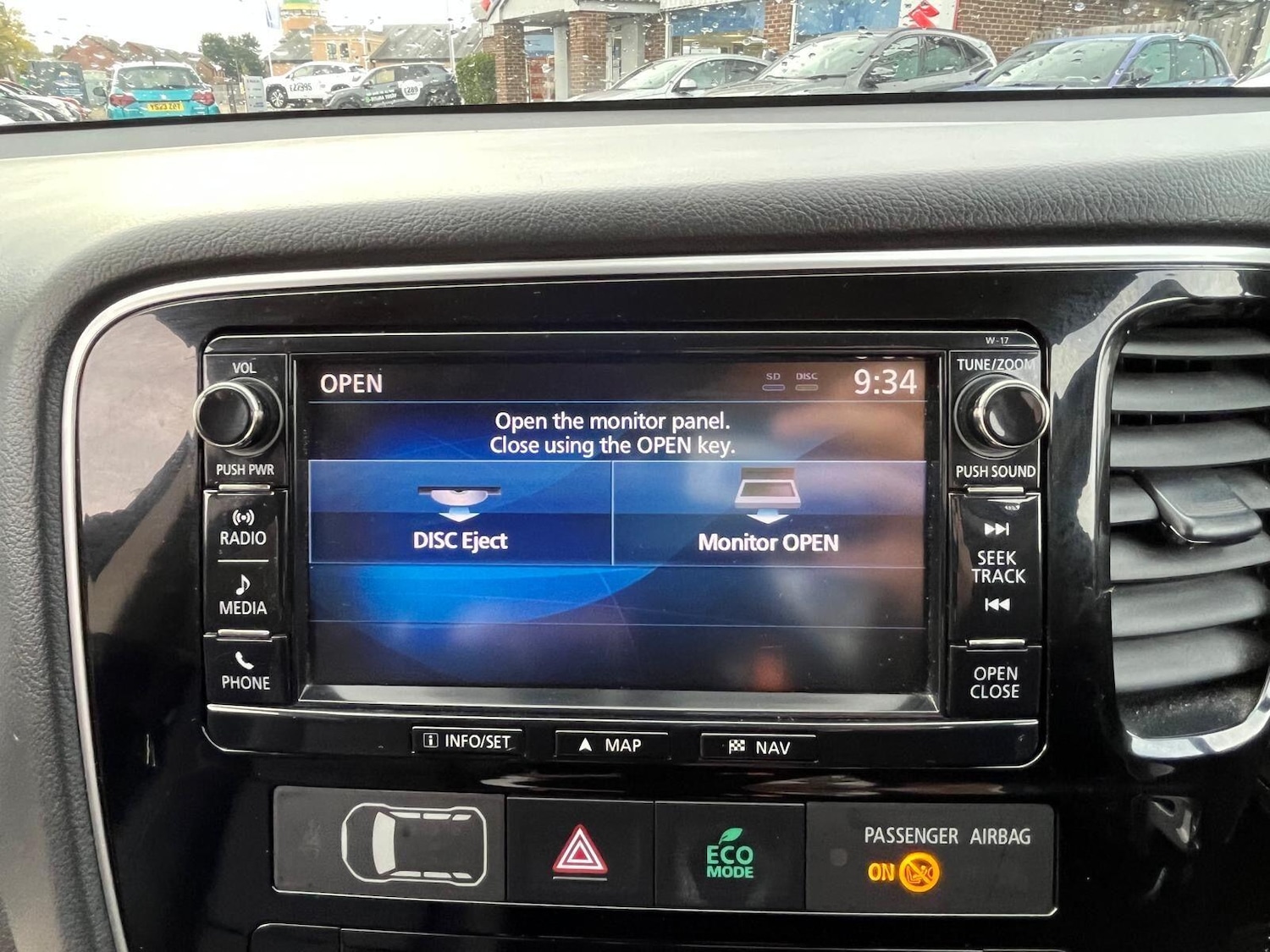 Used Mitsubishi Outlander 2017 for sale - 76512054: Photo 36