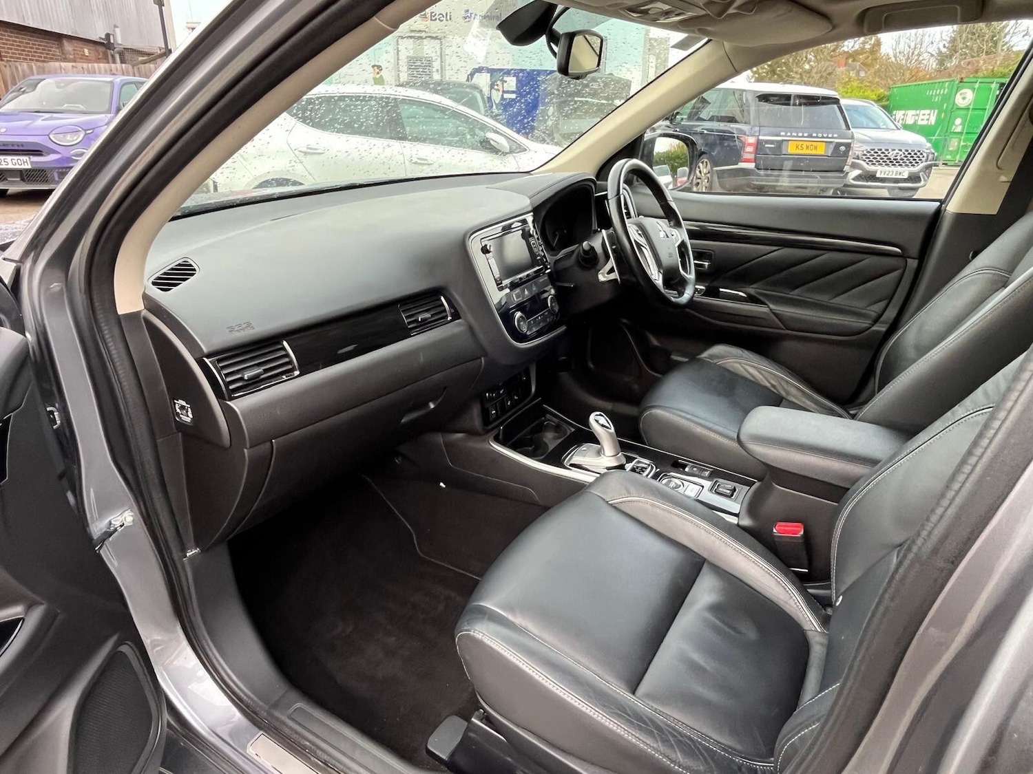 Used Mitsubishi Outlander 2017 for sale - 76512054: Photo 42