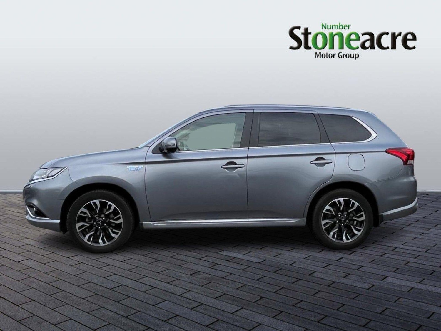 Used Mitsubishi Outlander 2017 for sale - 76512054: Photo 5