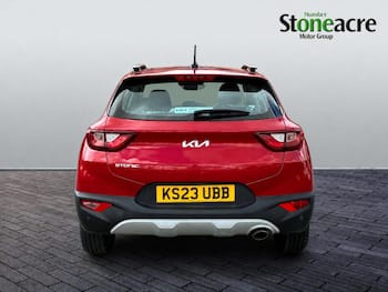 Used Kia Stonic 2023 for sale - 79613309: Photo