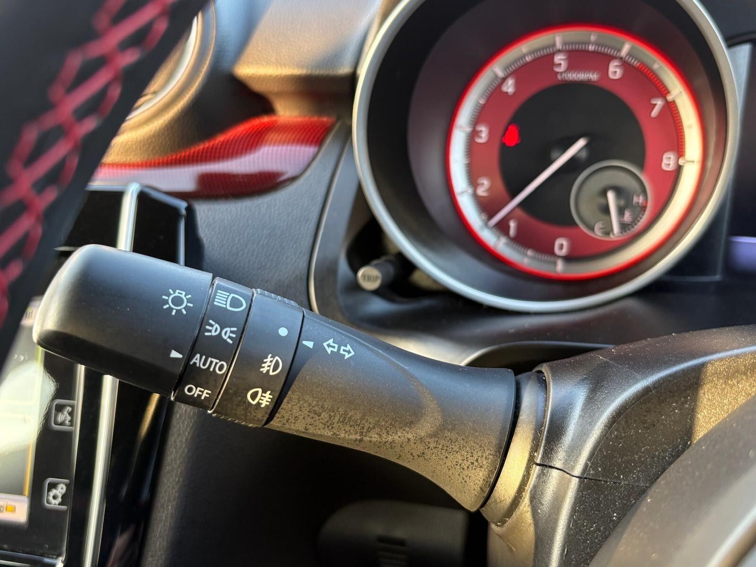 Used Suzuki Swift 2023 for sale - 77769034: Photo 20