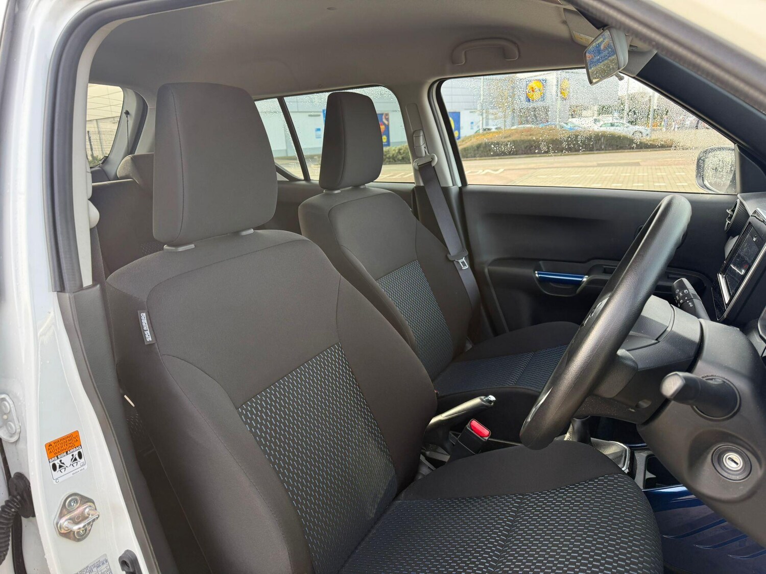 Used Suzuki Ignis 2023 for sale - 77586382: Photo 11