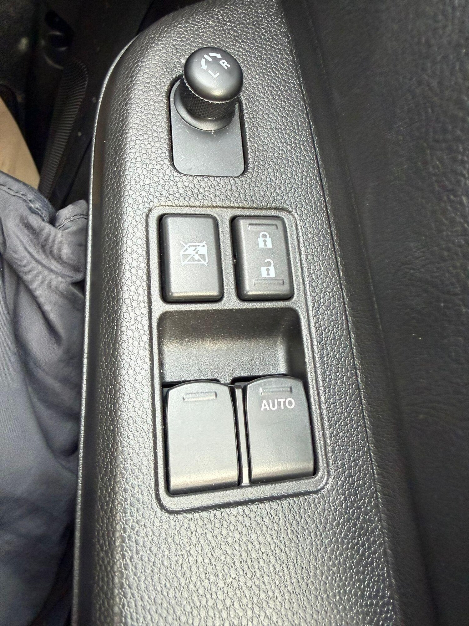 Used Suzuki Ignis 2023 for sale - 77586382: Photo 19