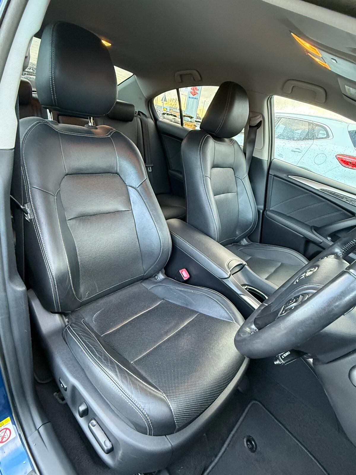 Used Toyota Avensis 2017 for sale - 76485542: Photo 12