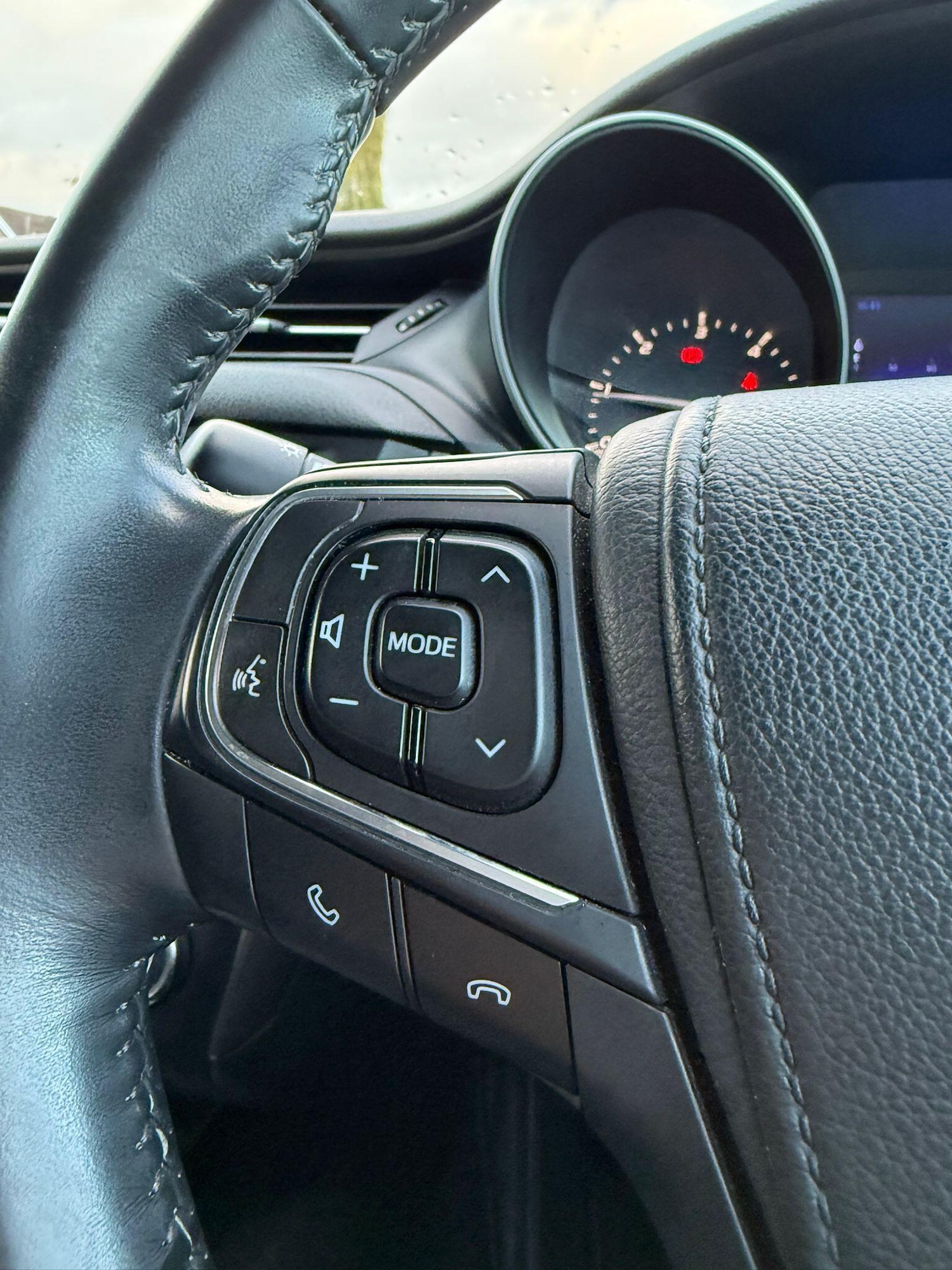 Used Toyota Avensis 2017 for sale - 76485542: Photo 16