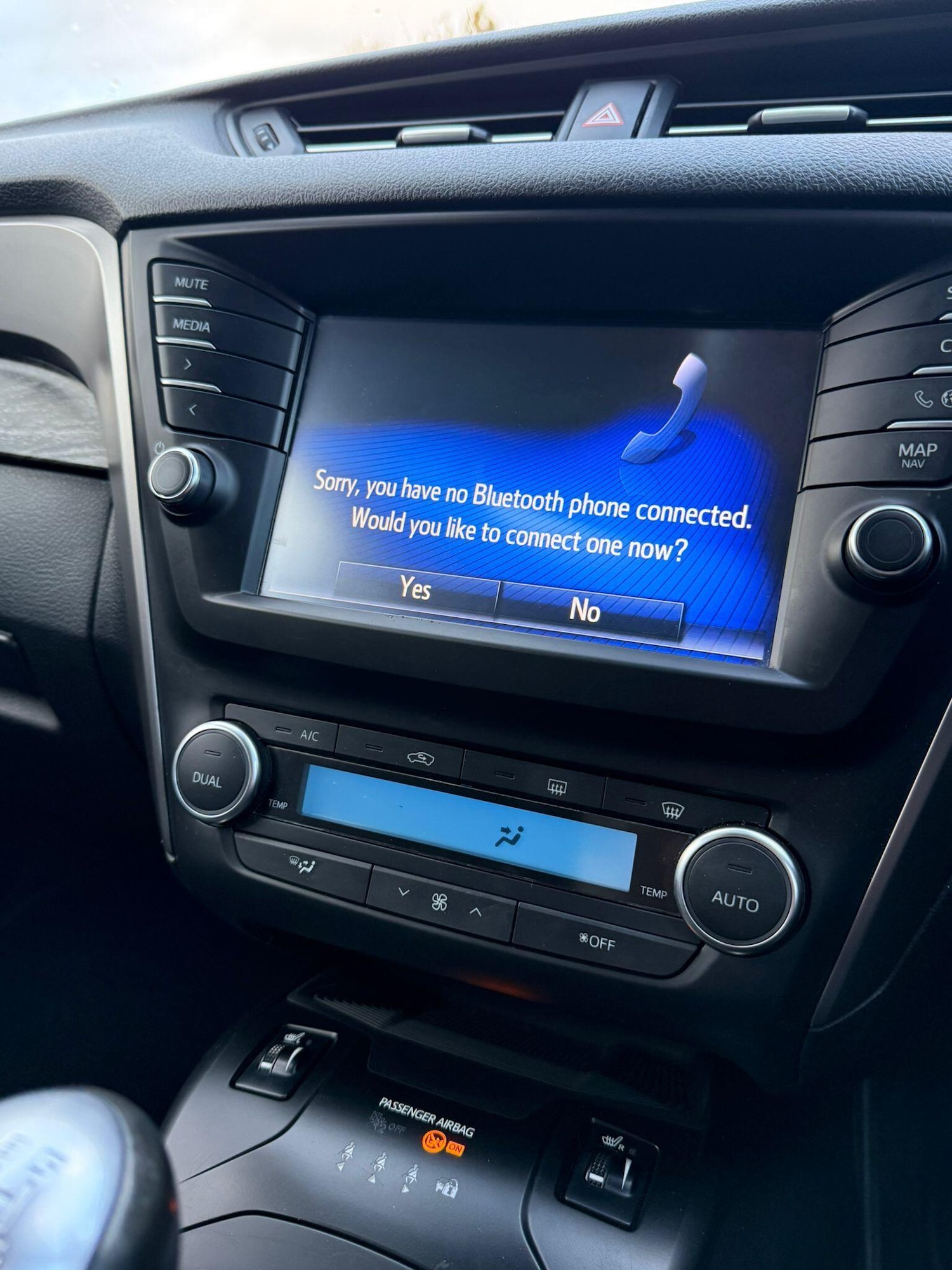 Used Toyota Avensis 2017 for sale - 76485542: Photo 26