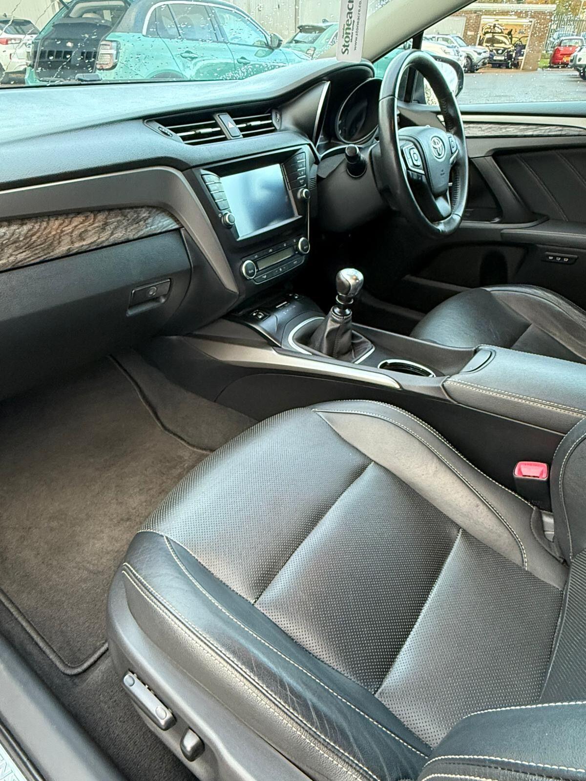 Used Toyota Avensis 2017 for sale - 76485542: Photo 35