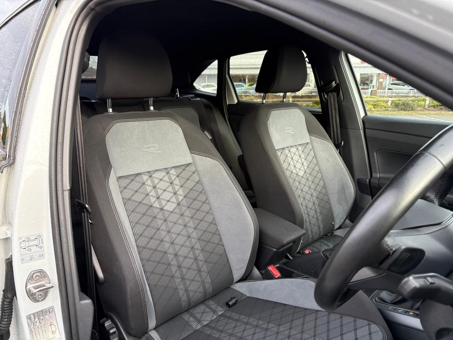 Used Volkswagen Taigo 2024 for sale - 77658388: Photo 12