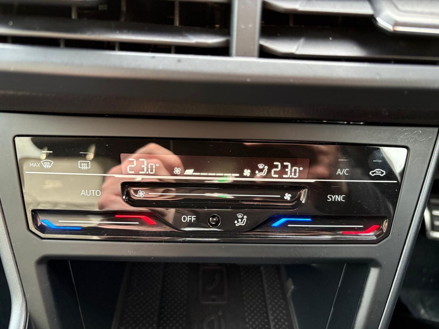 Used Volkswagen Taigo 2024 for sale - 77658388: Photo 38