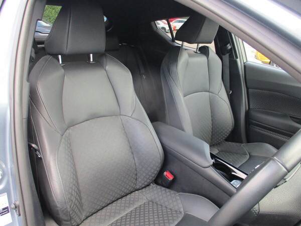 Used Toyota C-HR 2022 for sale - 75624088: Photo 11