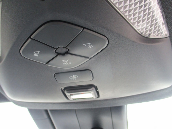 Used Toyota C-HR 2022 for sale - 75624088: Photo 31