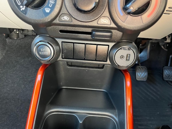 Used Suzuki Ignis 2018 for sale - 76284325: Photo 10