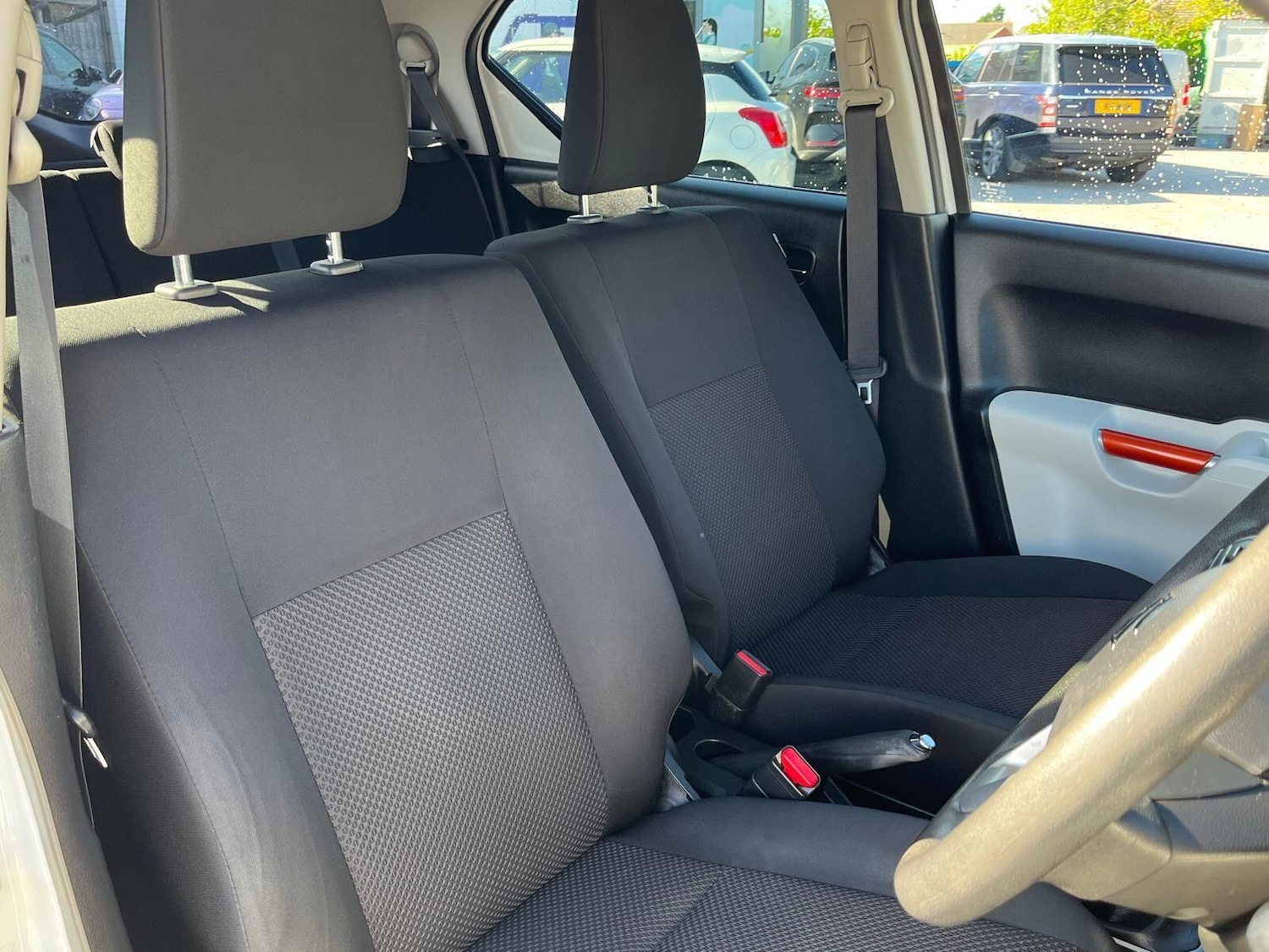 Used Suzuki Ignis 2018 for sale - 76284325: Photo 13