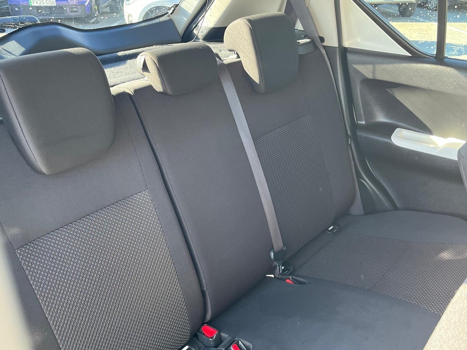 Used Suzuki Ignis 2018 for sale - 76284325: Photo 15