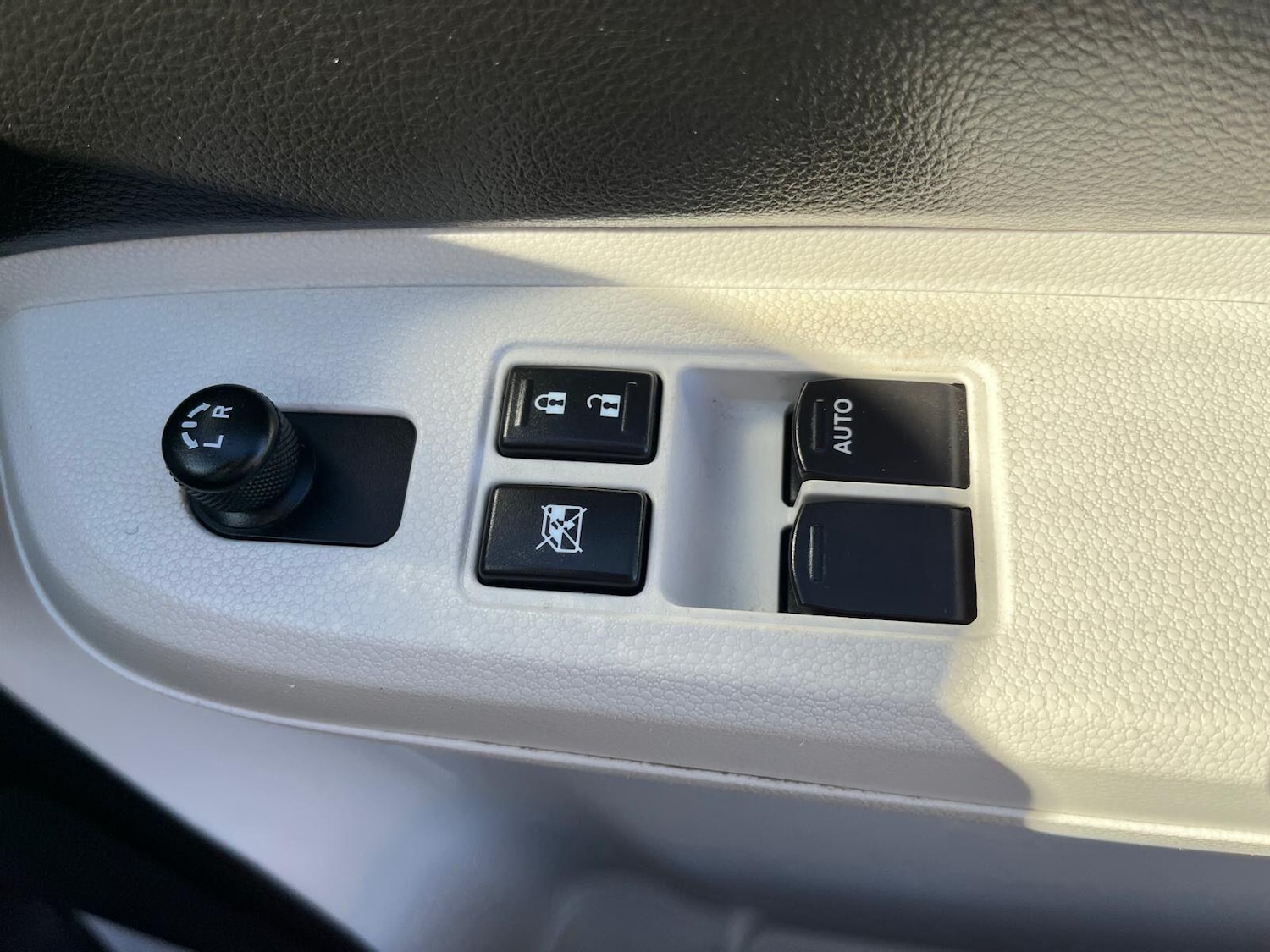 Used Suzuki Ignis 2018 for sale - 76284325: Photo 19