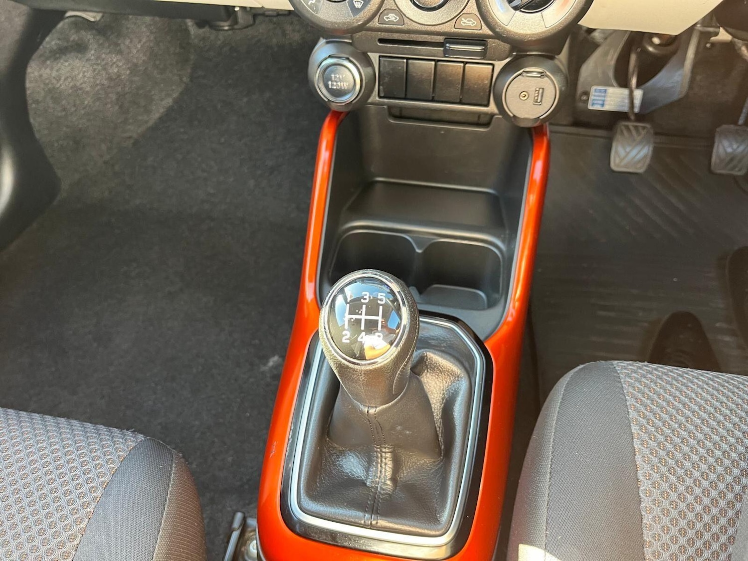 Used Suzuki Ignis 2018 for sale - 76284325: Photo 9